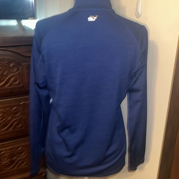 Vineyard Vines blue zipper up pull over, boys size large. - Picture 2 of 6
